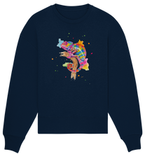 Lade das Bild in den Galerie-Viewer, Buntes Chamäleon  - Organic Oversize Sweatshirt
